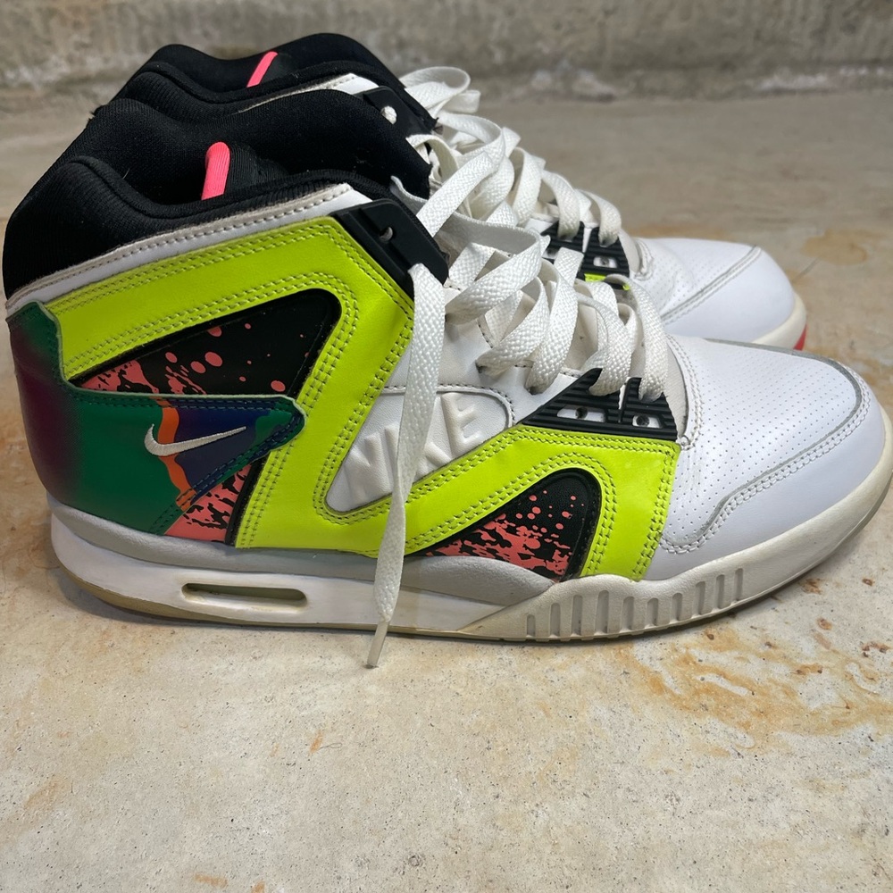 Nike Air Tech Challenge Andre Agassi, Size 10 Neon Green and Pink Accents